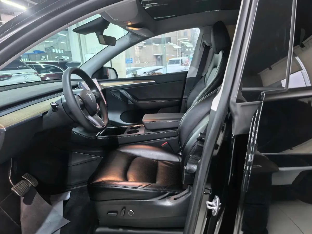 2022 Tesla Model Y BEV 60KWH,autocango,china used car exporter,china ev exporter,chinese used car exporter,chinese used ev exporter