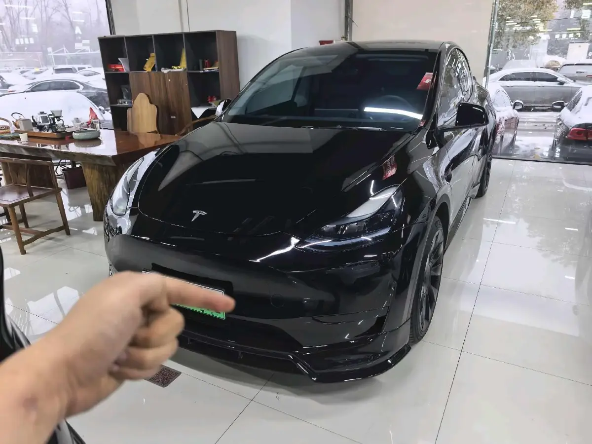 2022 Tesla Model Y BEV 60KWH