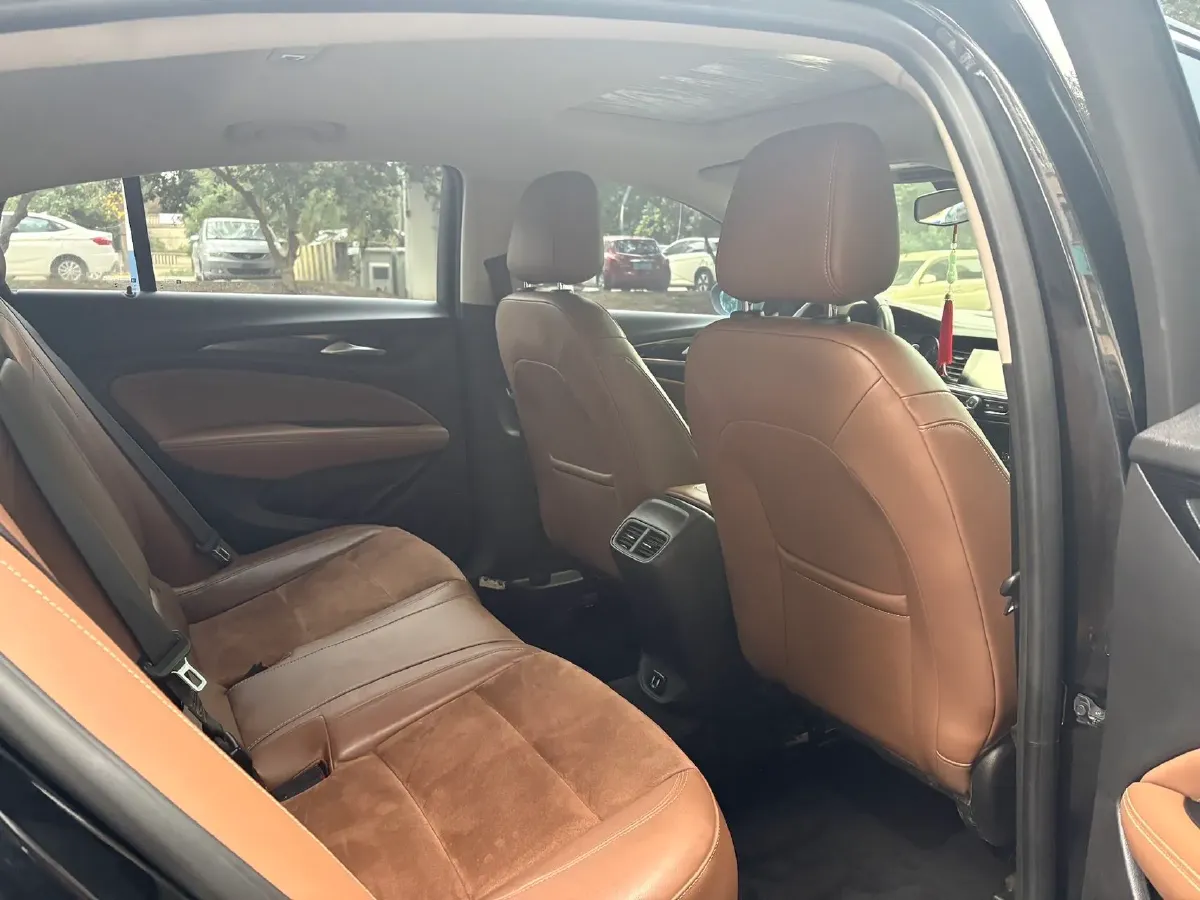 2019 Buick Regal 1.5T 170HP L4 9AT,autocango,china used car exporter,china ev exporter,chinese used car exporter,chinese used ev exporter