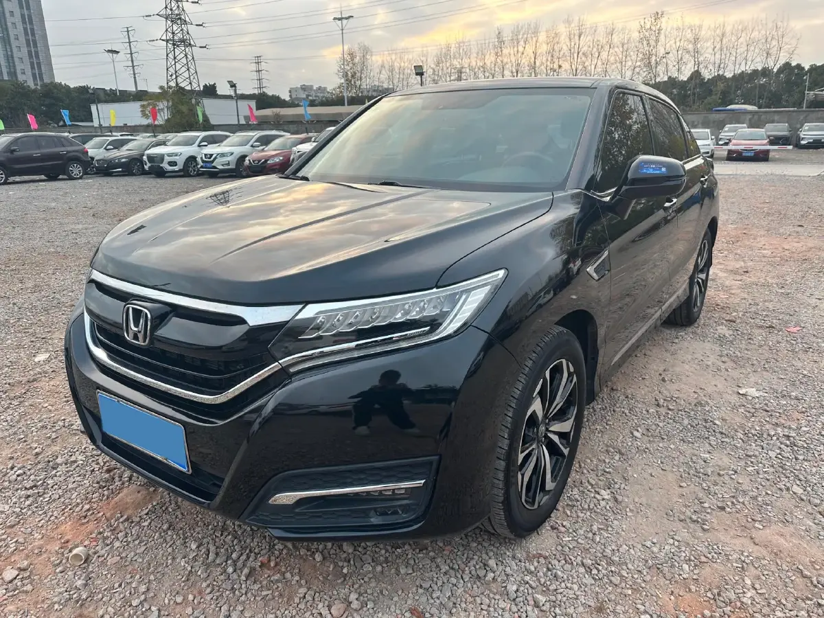2017 Honda UR-V 1.5T 193HP L4 CVT