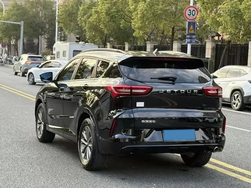 2020 Jetour X70 1.5T 156HP L4 6MT,autocango,china used car exporter,china ev exporter,chinese used car exporter,chinese used ev exporter