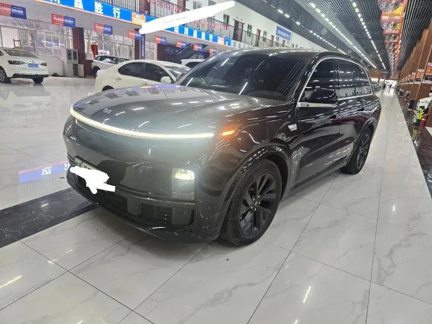 2023 Li L8 Range Extended 154HP REEV 40.9KWH