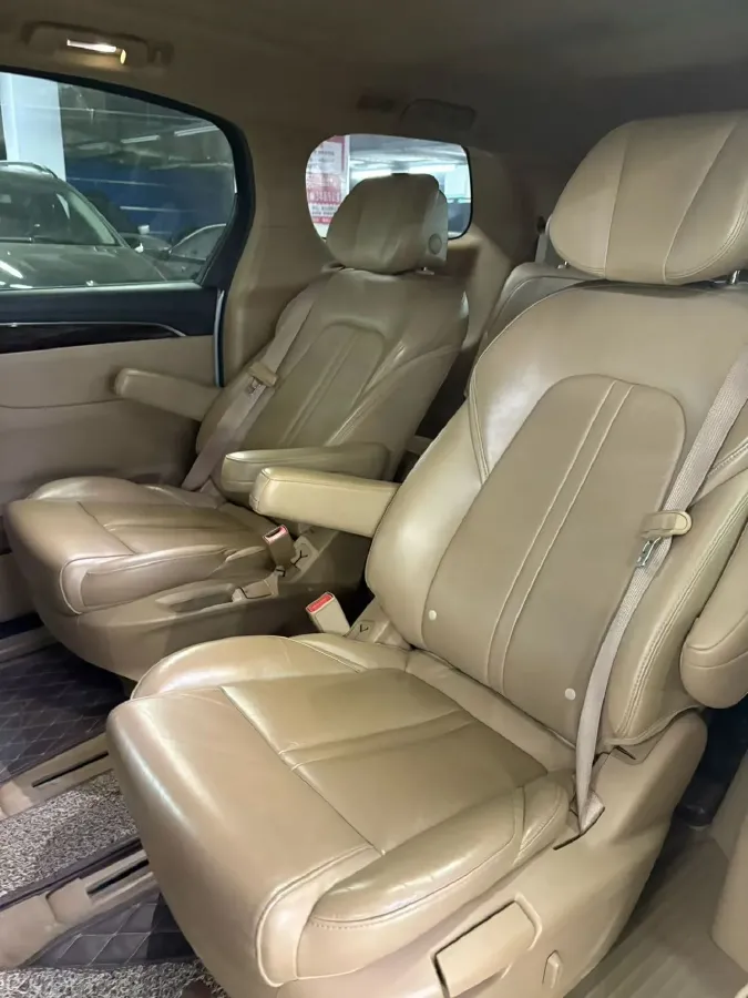 2018 Buick GL8 2.0T 260HP L4 6AT,autocango,china used car exporter,china ev exporter,chinese used car exporter,chinese used ev exporter