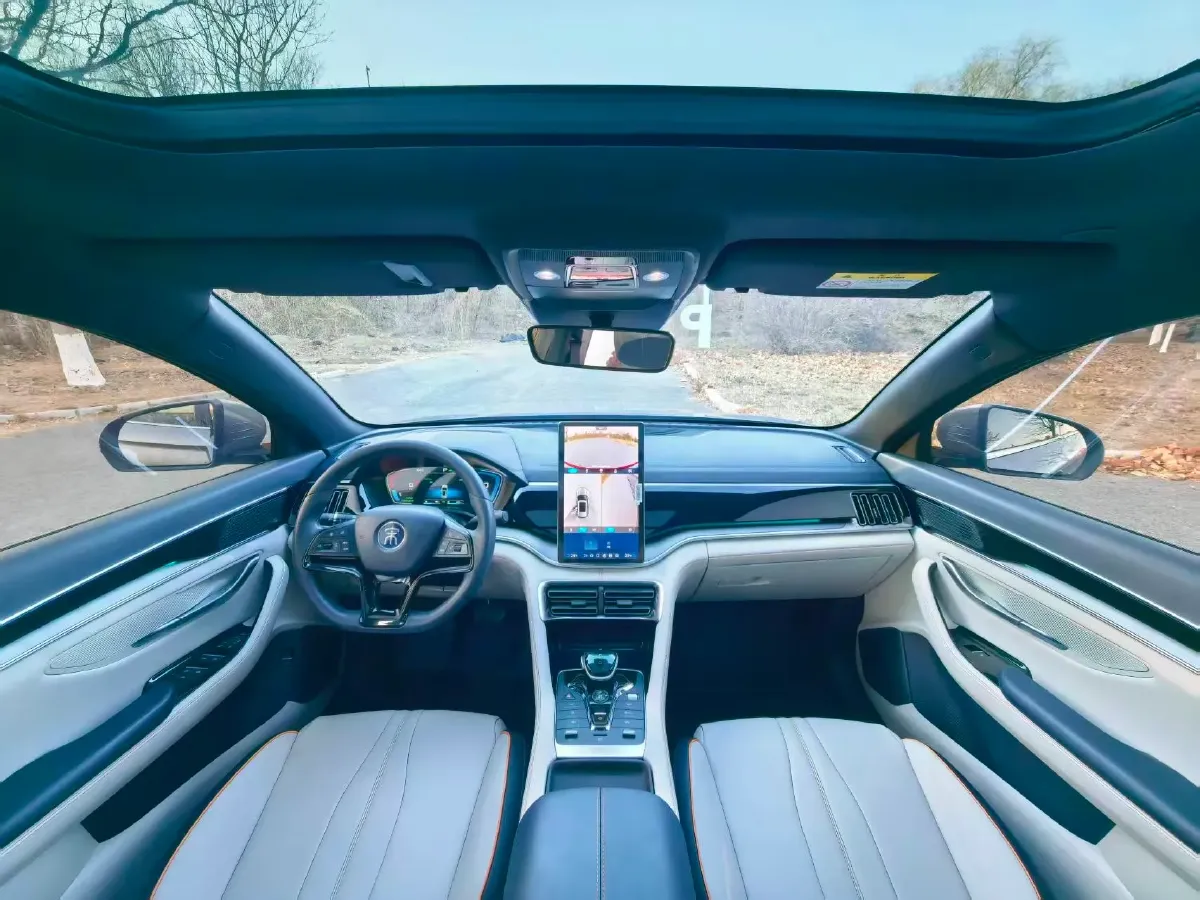 2021 Geely JiaJi 1.5T 177HP L3 7DCT PHEV 11.3KWH,autocango,china used car exporter,china ev exporter,chinese used car exporter,chinese used ev exporter