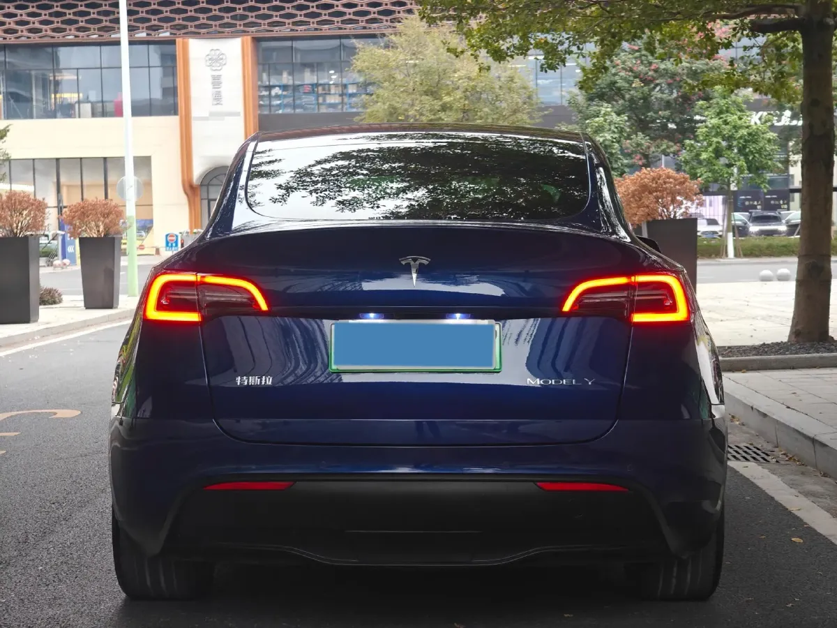 2022 Tesla Model Y BEV 60KWH,autocango,china used car exporter,china ev exporter,chinese used car exporter,chinese used ev exporter