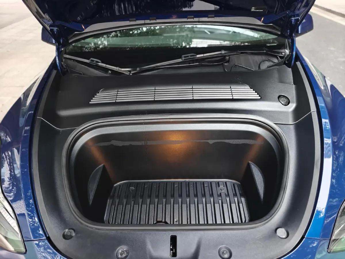 2022 Tesla Model Y BEV 60KWH,autocango,china used car exporter,china ev exporter,chinese used car exporter,chinese used ev exporter