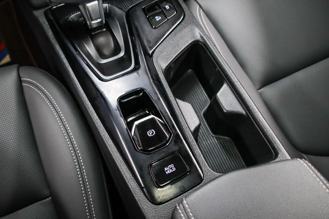 2021 Hyundai ix35 1.4T 140HP L4 7DCT,autocango,china used car exporter,china ev exporter,chinese used car exporter,chinese used ev exporter