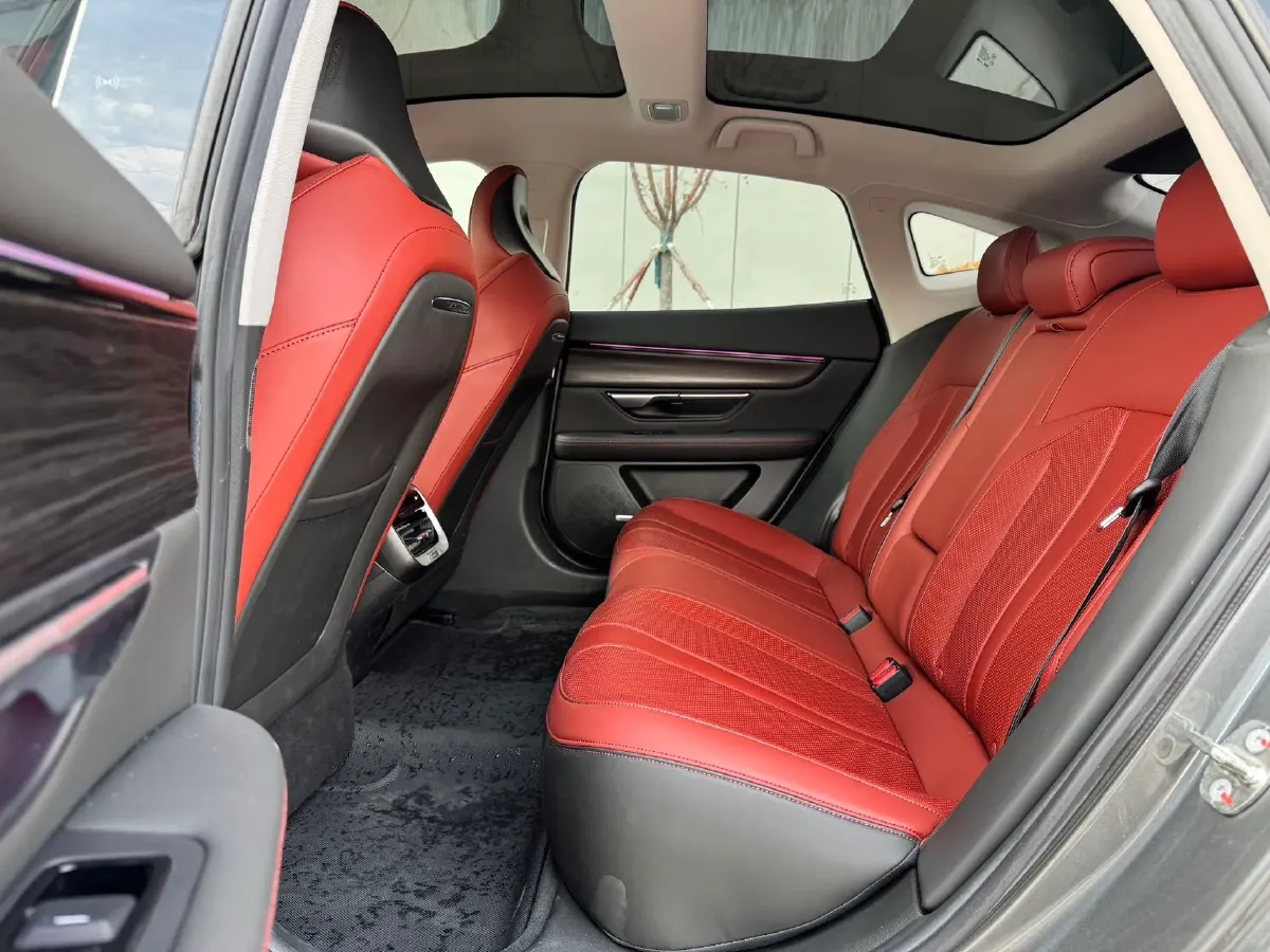 2022 Xpeng P7 BEV 60.2KWH,autocango,china used car exporter,china ev exporter,chinese used car exporter,chinese used ev exporter