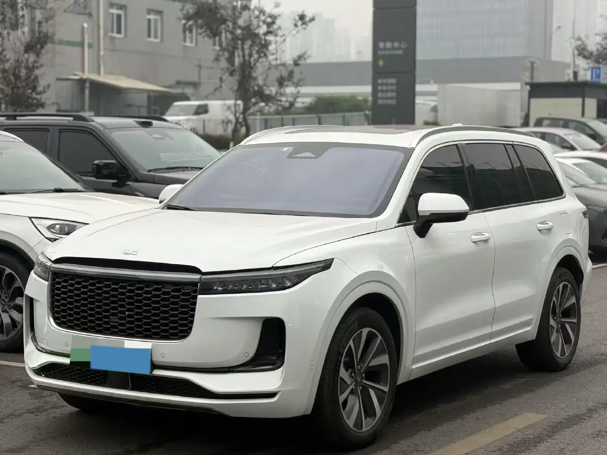 2021 Li ONE Range Extended 131HP REEV 40.5KWH