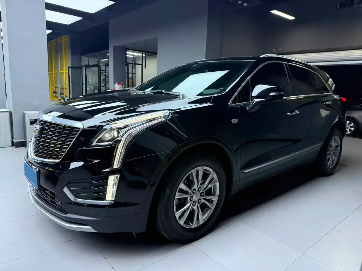 2022 Cadillac XT5 2.0T 237HP L4 9AT