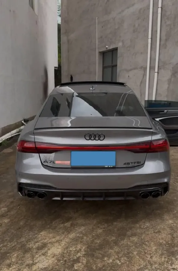 2022 Cadillac XT6 2.0T 237HP L4 9AT,autocango,china used car exporter,china ev exporter,chinese used car exporter,chinese used ev exporter