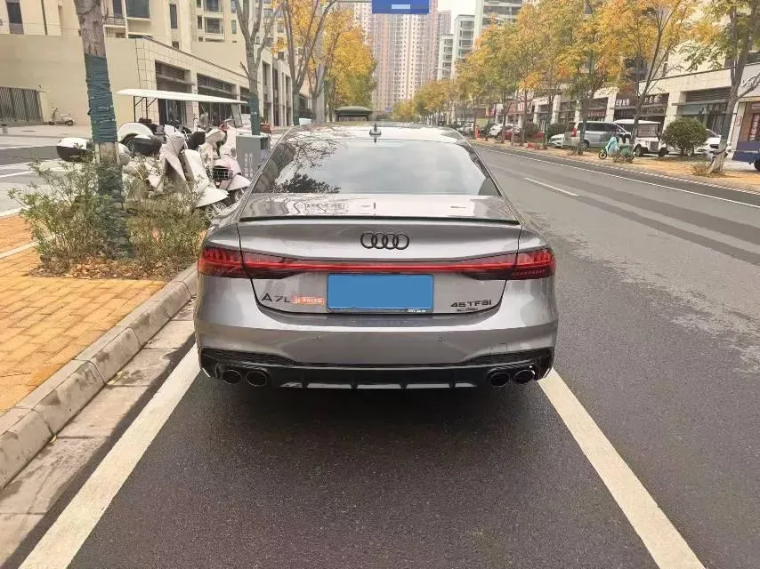 2022 Cadillac XT6 2.0T 237HP L4 9AT,autocango,china used car exporter,china ev exporter,chinese used car exporter,chinese used ev exporter