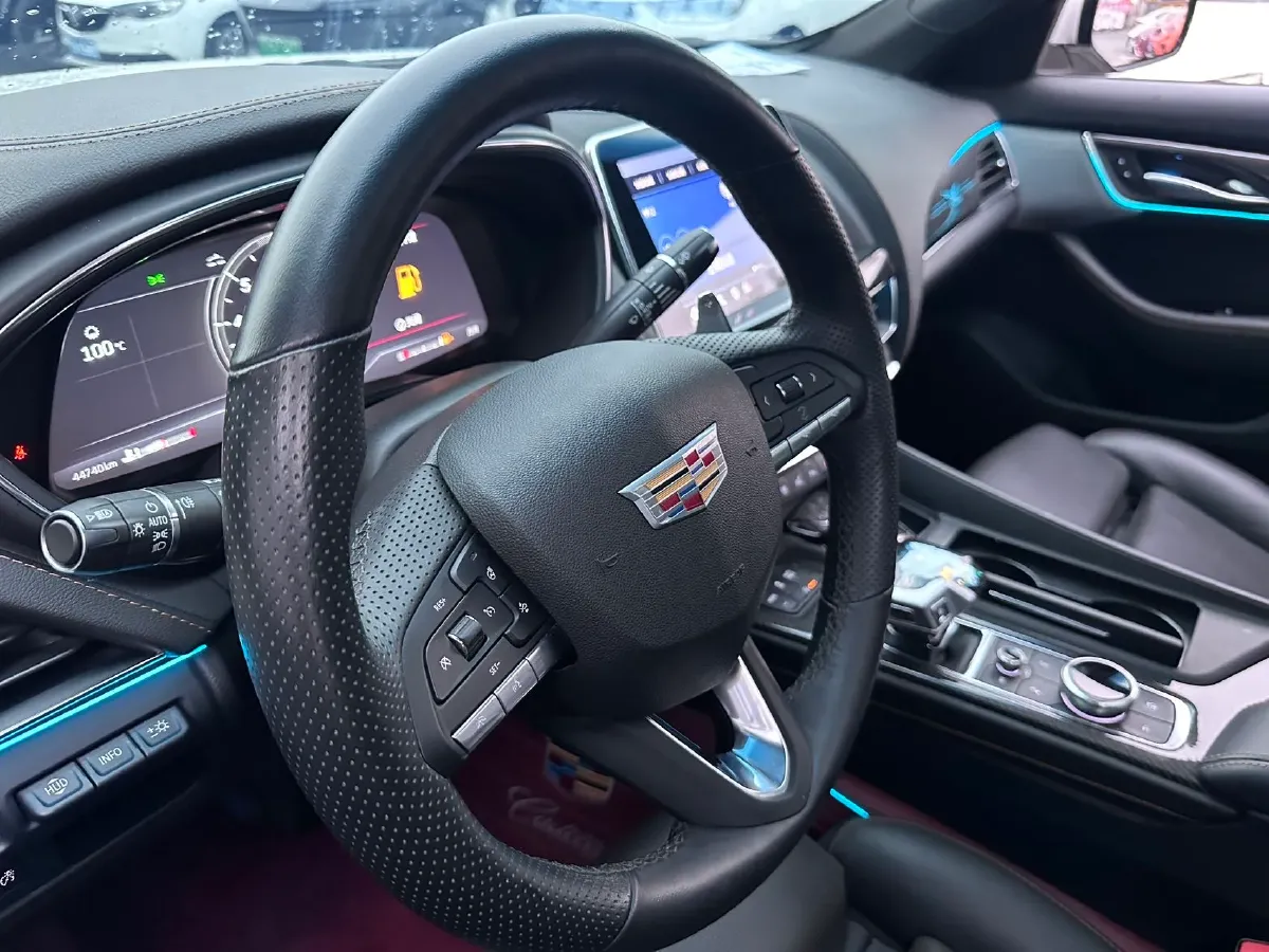 2023 Cadillac CT5 2.0T 237HP L4 10AT,autocango,china used car exporter,china ev exporter,chinese used car exporter,chinese used ev exporter