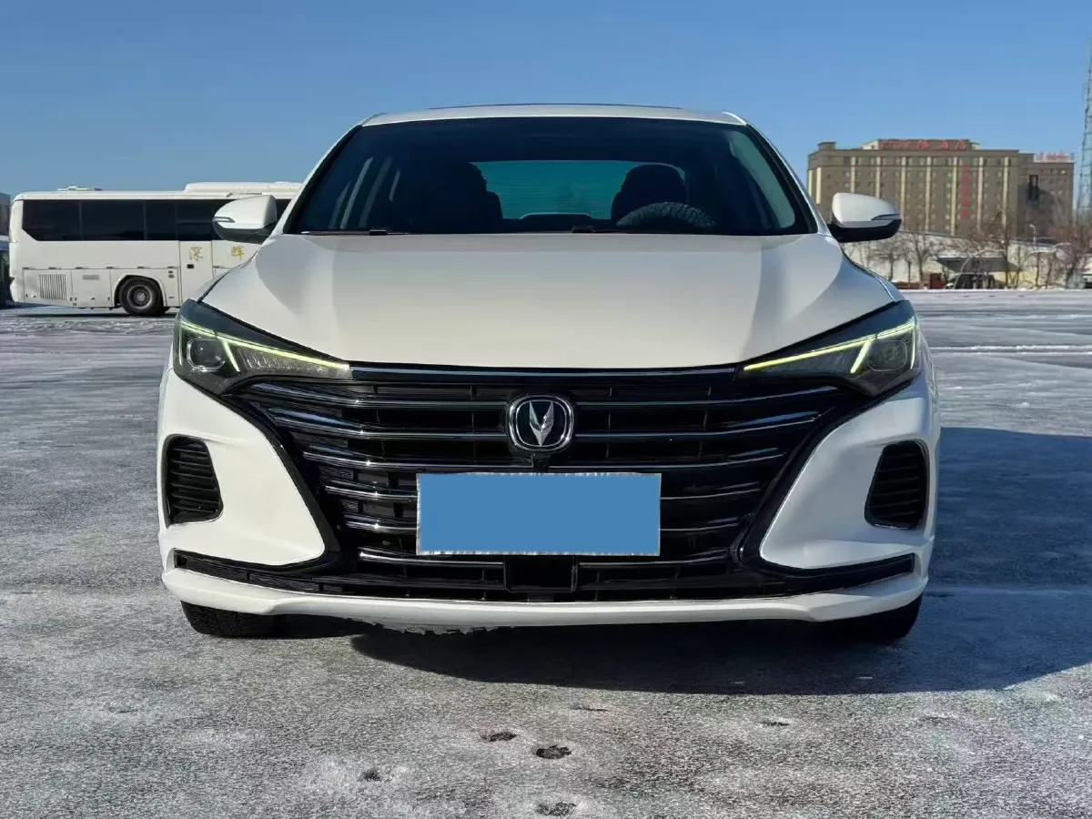 2020 ChangAn Eado 1.6L 128HP L4 5MT,autocango,china used car exporter,china ev exporter,chinese used car exporter,chinese used ev exporter