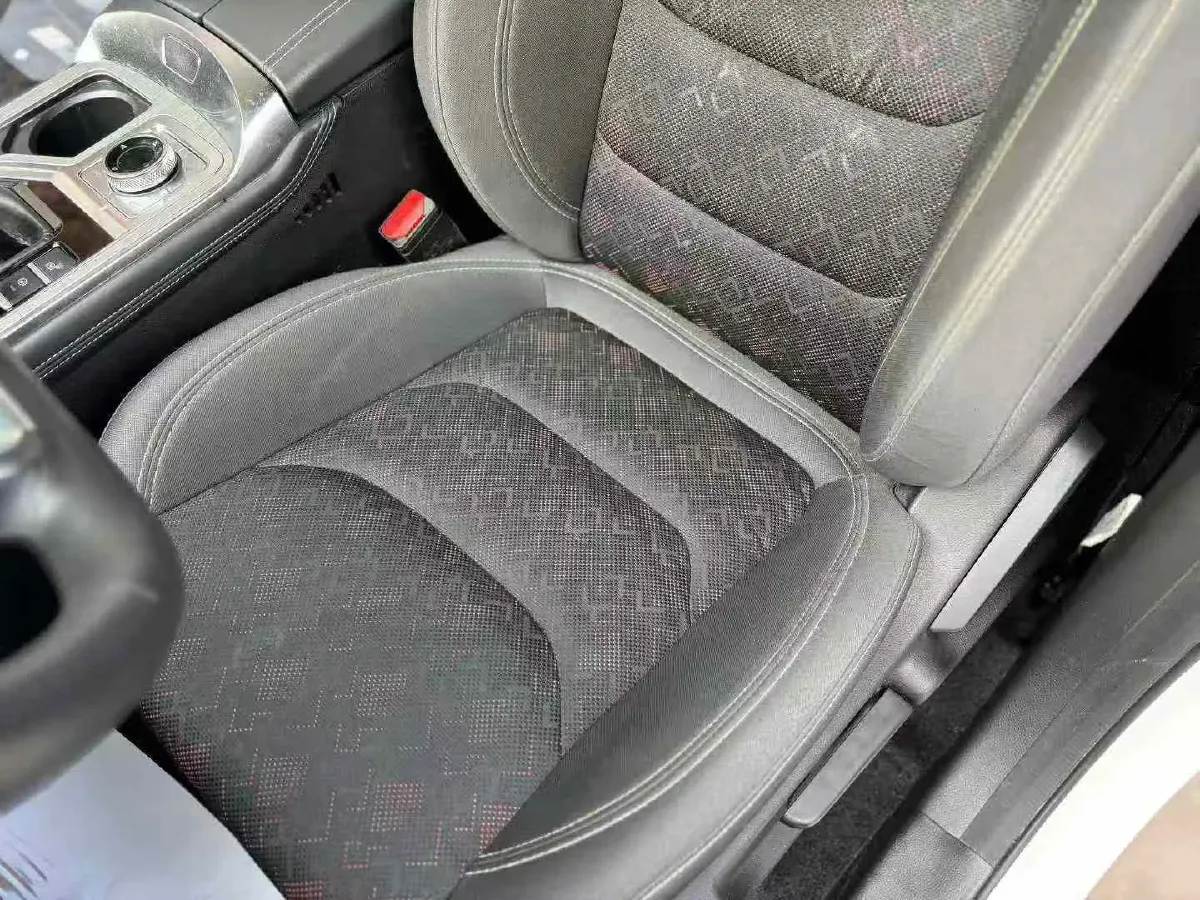 2021 Jetour X70 1.5T 156HP L4 6DCT,autocango,china used car exporter,china ev exporter,chinese used car exporter,chinese used ev exporter