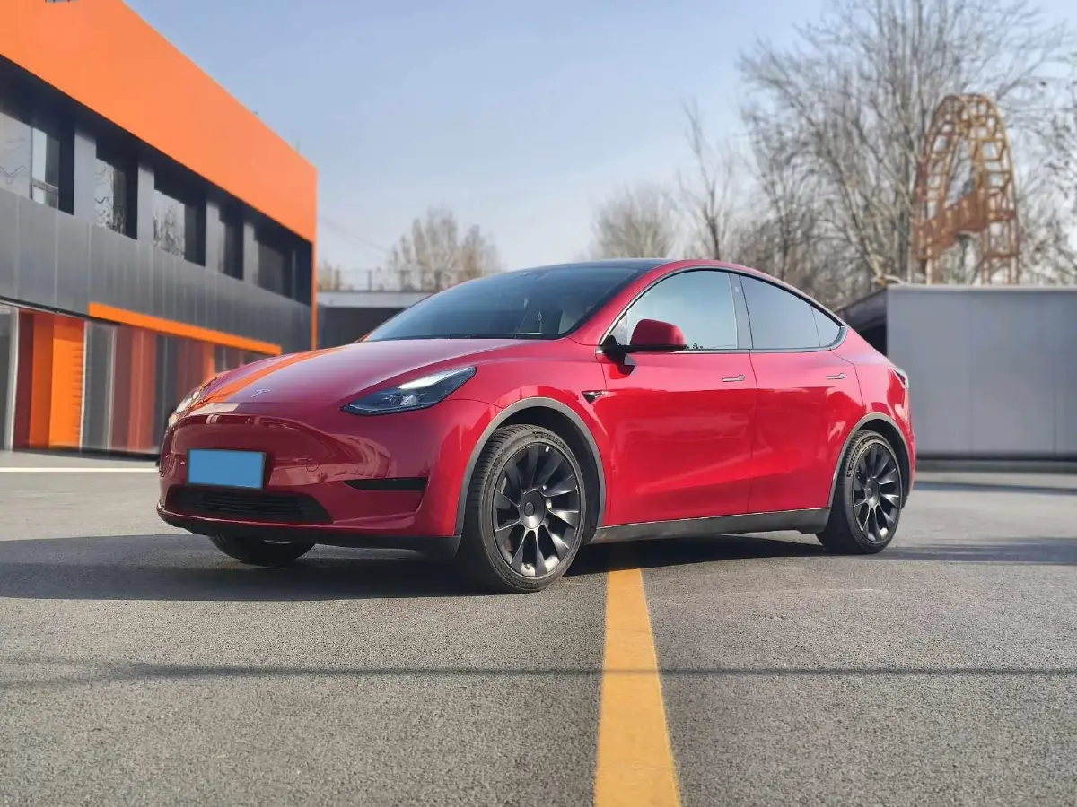 2022 Tesla Model Y BEV 60KWH