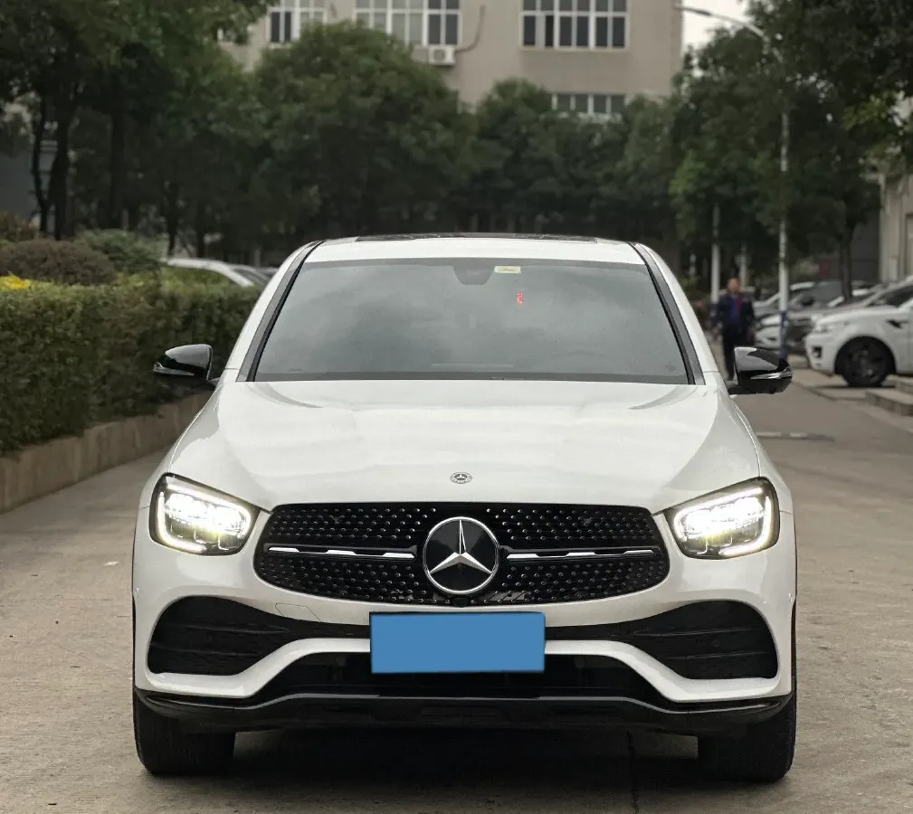 2020 Mercedes-Benz GLC Coupe 2.0T 197HP L4 9AT,autocango,china used car exporter,china ev exporter,chinese used car exporter,chinese used ev exporter