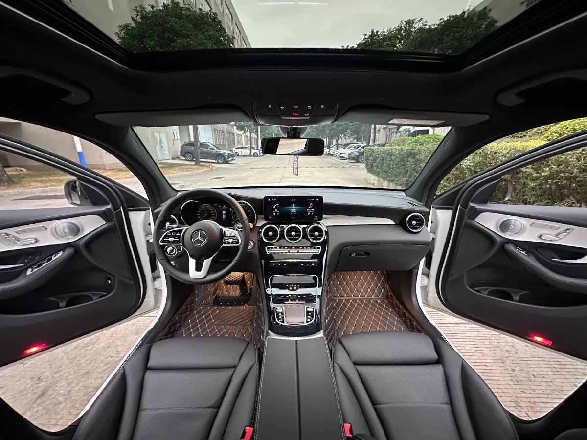 2020 Mercedes-Benz GLC Coupe 2.0T 197HP L4 9AT,autocango,china used car exporter,china ev exporter,chinese used car exporter,chinese used ev exporter