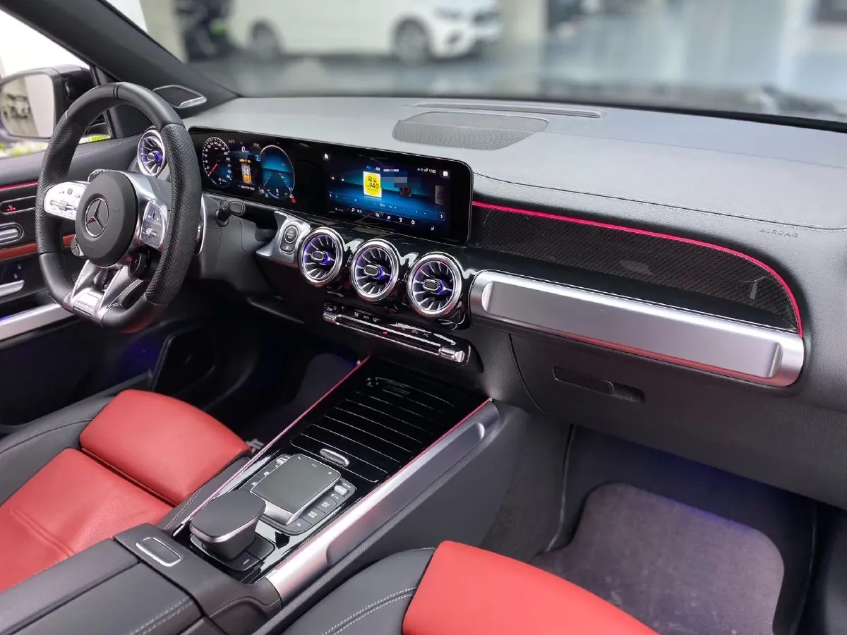 2023 Mercedes-Benz GLB AMG 2.0T 306HP L4 8DCT,autocango,china used car exporter,china ev exporter,chinese used car exporter,chinese used ev exporter