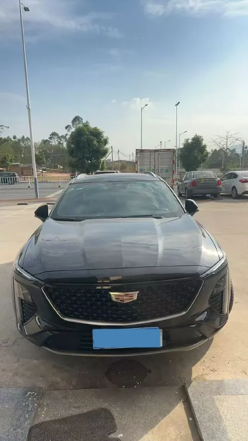 2023 Cadillac GT4 1.5T 211HP L4 9AT,autocango,china used car exporter,china ev exporter,chinese used car exporter,chinese used ev exporter