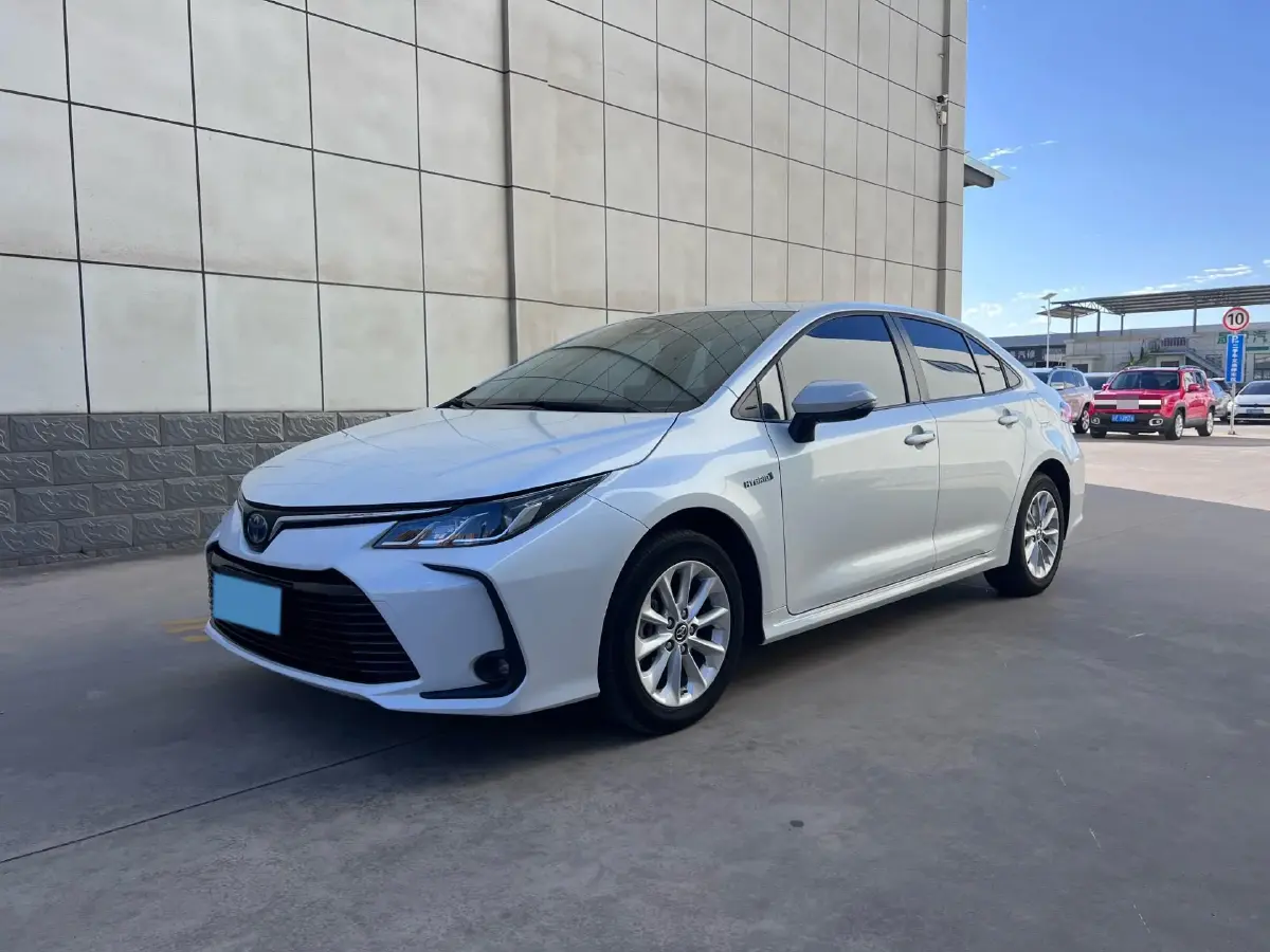 2021 Toyota Corolla 1.8L 98HP L4 E-CVT Hybrid