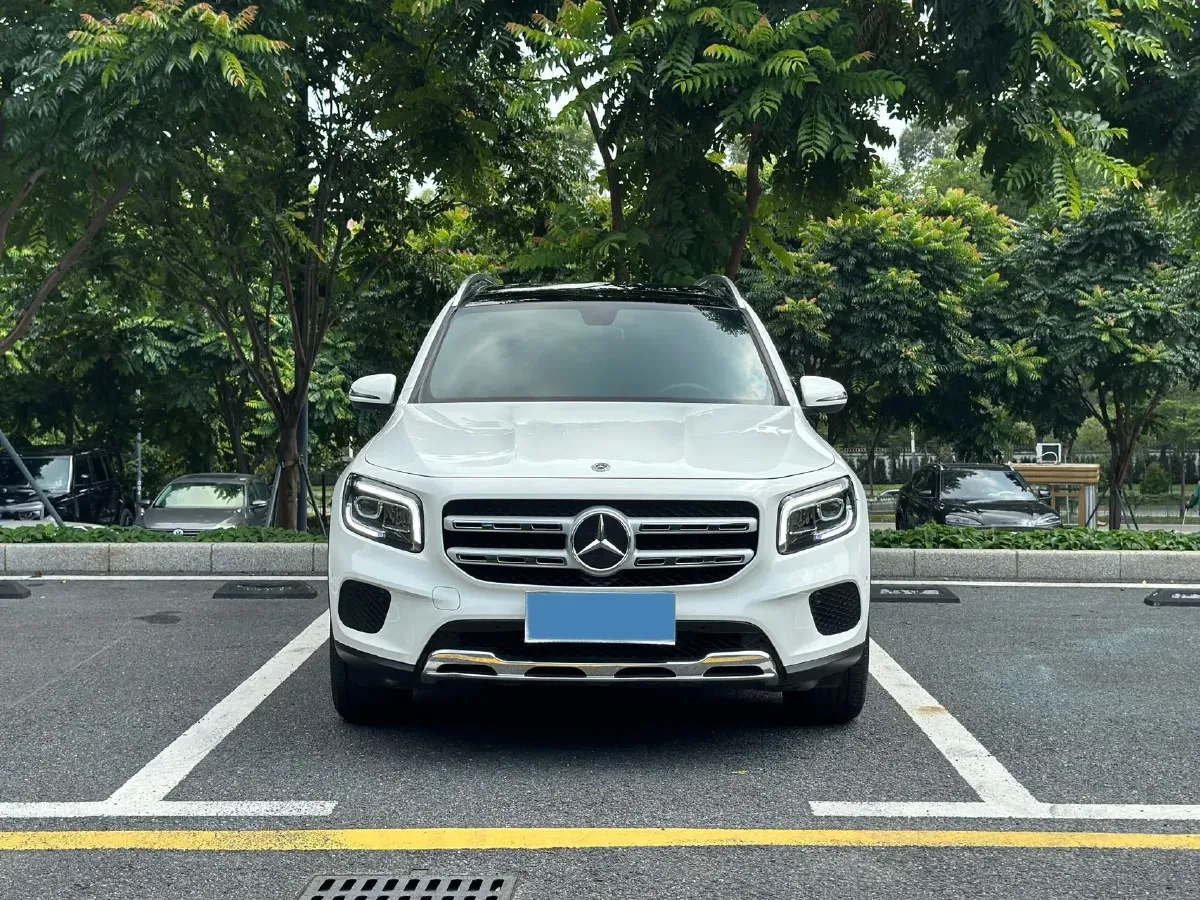 2021 Mercedes-Benz GLB Class 1.3T 163HP L4 7DCT,autocango,china used car exporter,china ev exporter,chinese used car exporter,chinese used ev exporter
