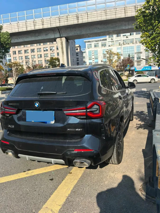 2022 BMW X3 2.0T 184HP L4 8AT,autocango,china used car exporter,china ev exporter,chinese used car exporter,chinese used ev exporter