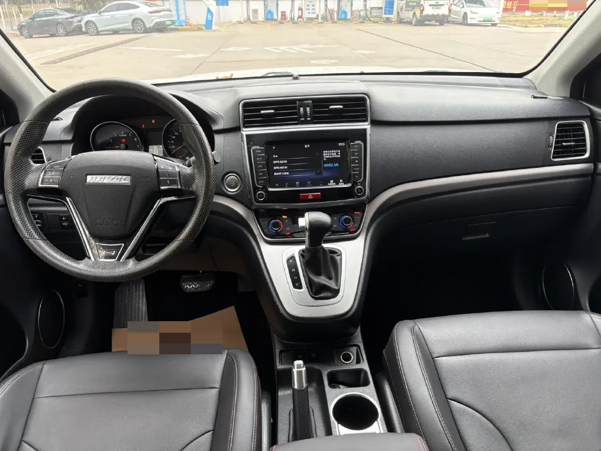 2019 Haval M6 1.5T 150HP L4 7DCT,autocango,china used car exporter,china ev exporter,chinese used car exporter,chinese used ev exporter