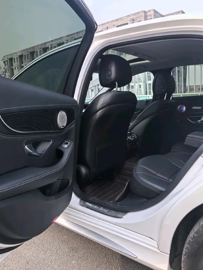 2020 Mercedes-Benz C Class 1.5T 156HP L4 9AT,autocango,china used car exporter,china ev exporter,chinese used car exporter,chinese used ev exporter