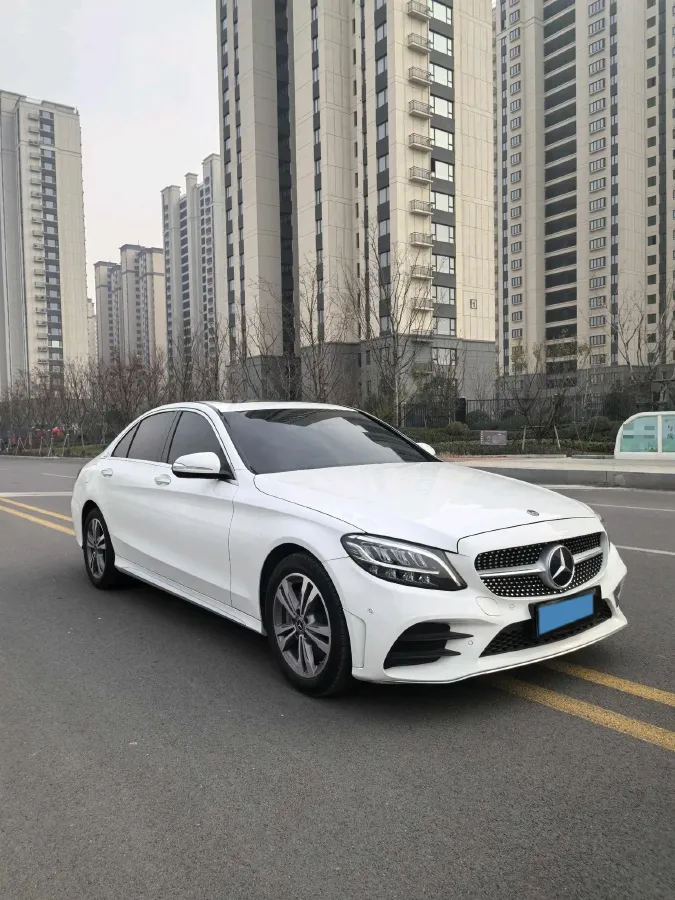 2020 Mercedes-Benz C Class 1.5T 156HP L4 9AT,autocango,china used car exporter,china ev exporter,chinese used car exporter,chinese used ev exporter