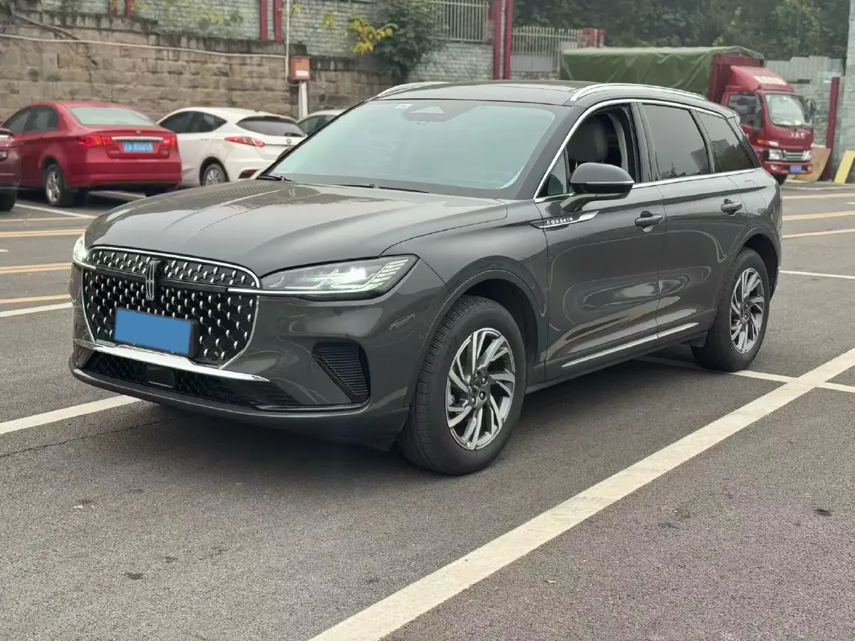 2023 Lincoln Corsair 2.0T 261HP L4 8AT