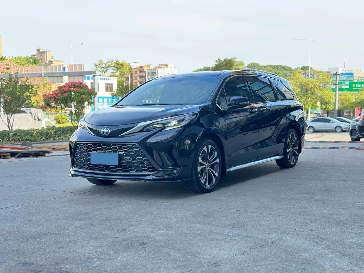 2023 Toyota Granvia 2.5L 189HP L4 E-CVT Hybrid,autocango,china used car exporter,china ev exporter,chinese used car exporter,chinese used ev exporter