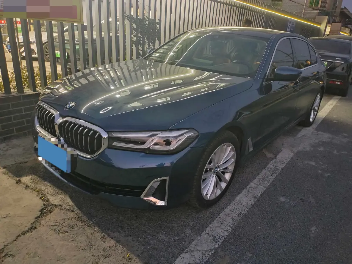 2021 BMW 5 Series 2.0T 184HP L4 8AT,autocango,china used car exporter,china ev exporter,chinese used car exporter,chinese used ev exporter