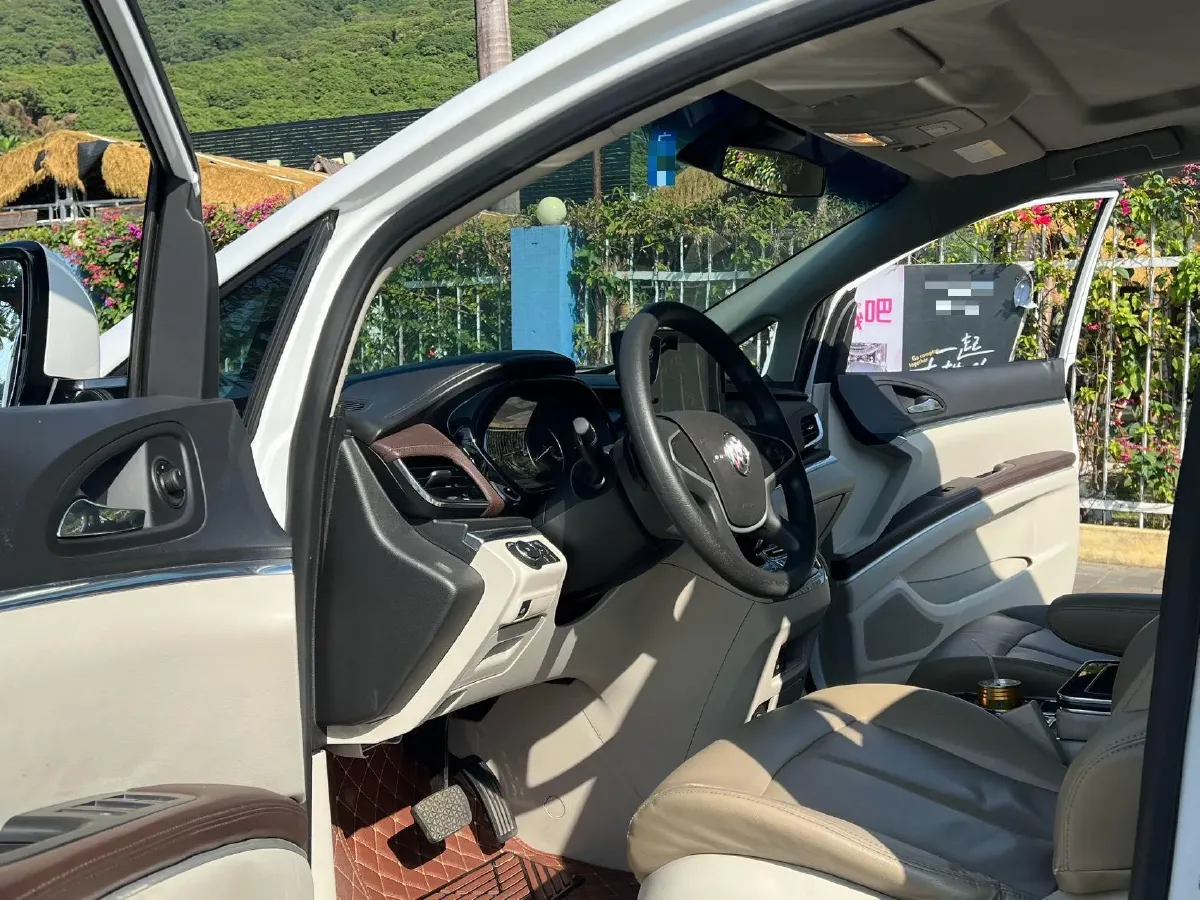 2021 Buick GL8 2.0T 237HP L4 9AT,autocango,china used car exporter,china ev exporter,chinese used car exporter,chinese used ev exporter