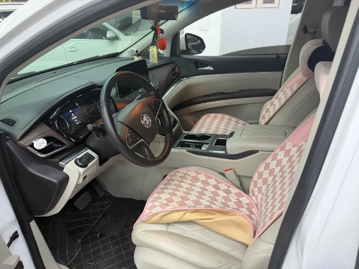 2022 Buick GL8 2.0T 237HP L4 9AT,autocango,china used car exporter,china ev exporter,chinese used car exporter,chinese used ev exporter