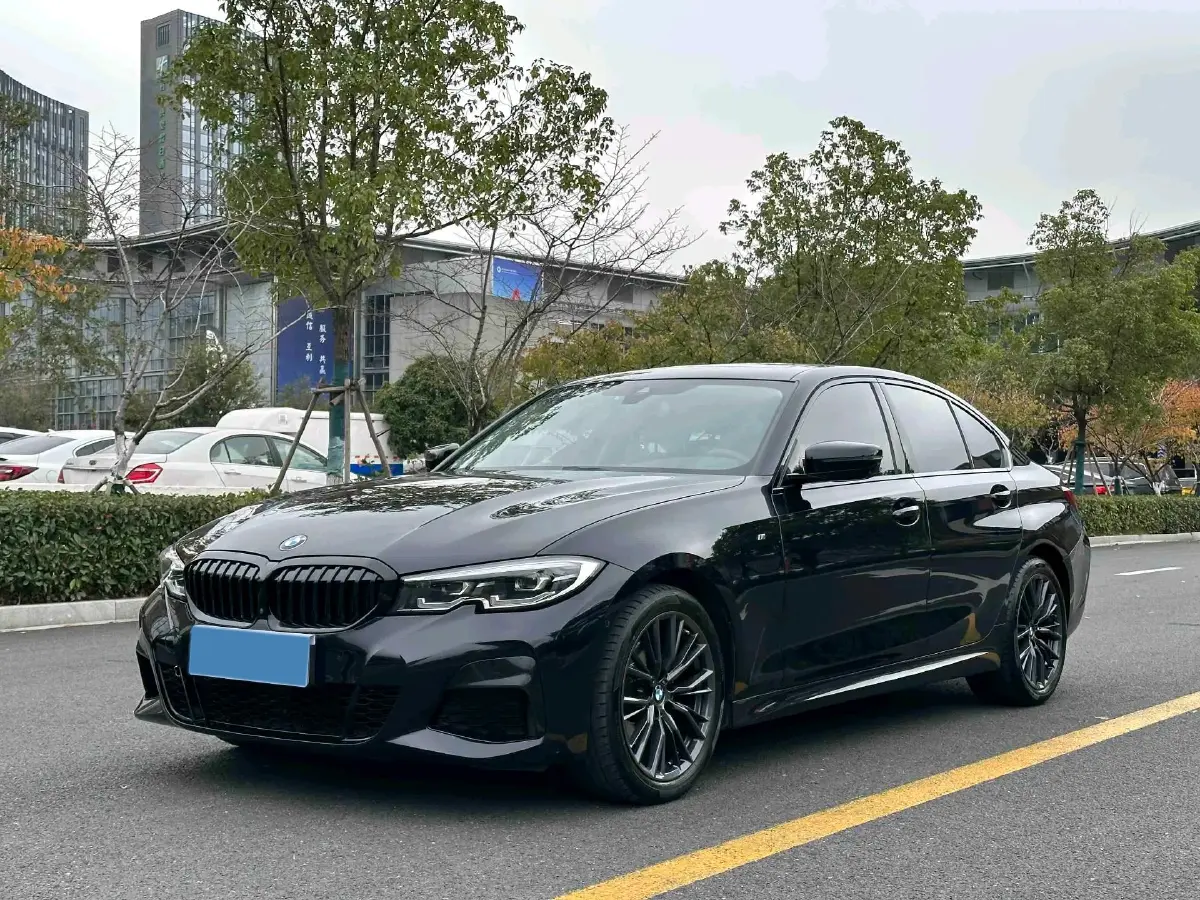 2021 BMW 3 Series 2.0T 184HP L4 8AT