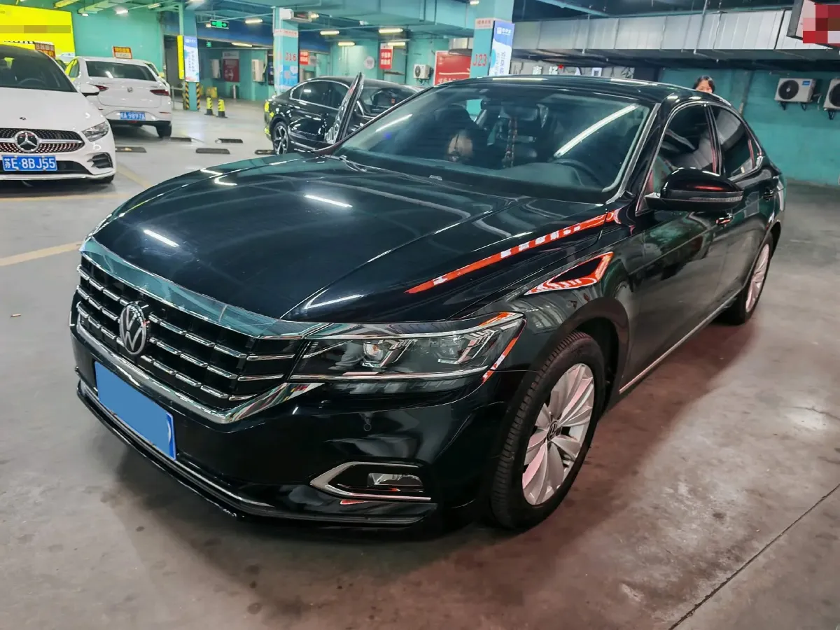 2020 Volkswagen Passat 2.0T 186HP L4 7DCT,autocango,china used car exporter,china ev exporter,chinese used car exporter,chinese used ev exporter