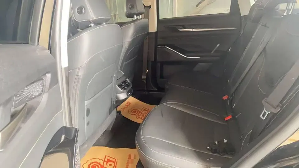 2022 Haval H6 1.5T 184HP L4 7DCT,autocango,china used car exporter,china ev exporter,chinese used car exporter,chinese used ev exporter