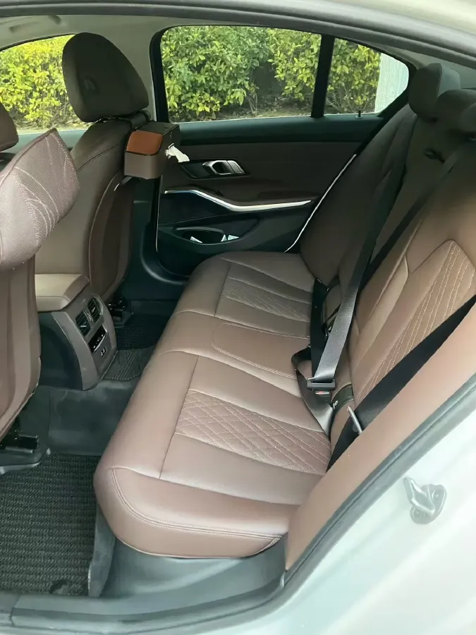 2025 BMW 3 Series 2.0T 184HP L4 8AT,autocango,china used car exporter,china ev exporter,chinese used car exporter,chinese used ev exporter