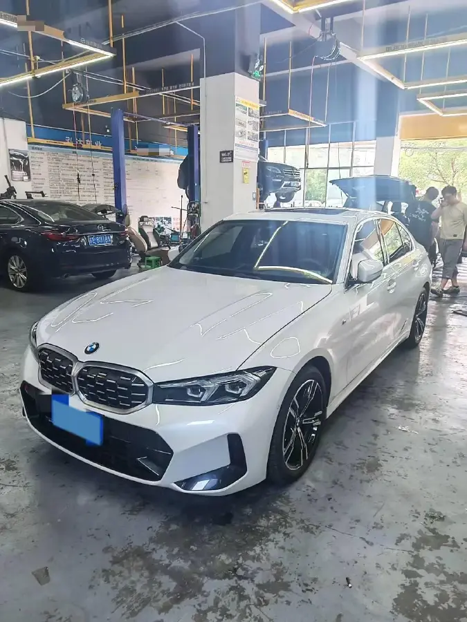 2025 BMW 3 Series 2.0T 184HP L4 8AT 2025 BMW 3 Series 2.0T 184HP L4 8AT