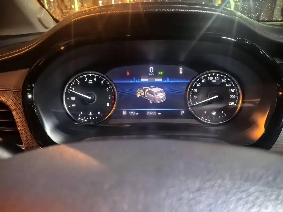 2021 Buick GL8 2.0T 237HP L4 9AT,autocango,china used car exporter,china ev exporter,chinese used car exporter,chinese used ev exporter