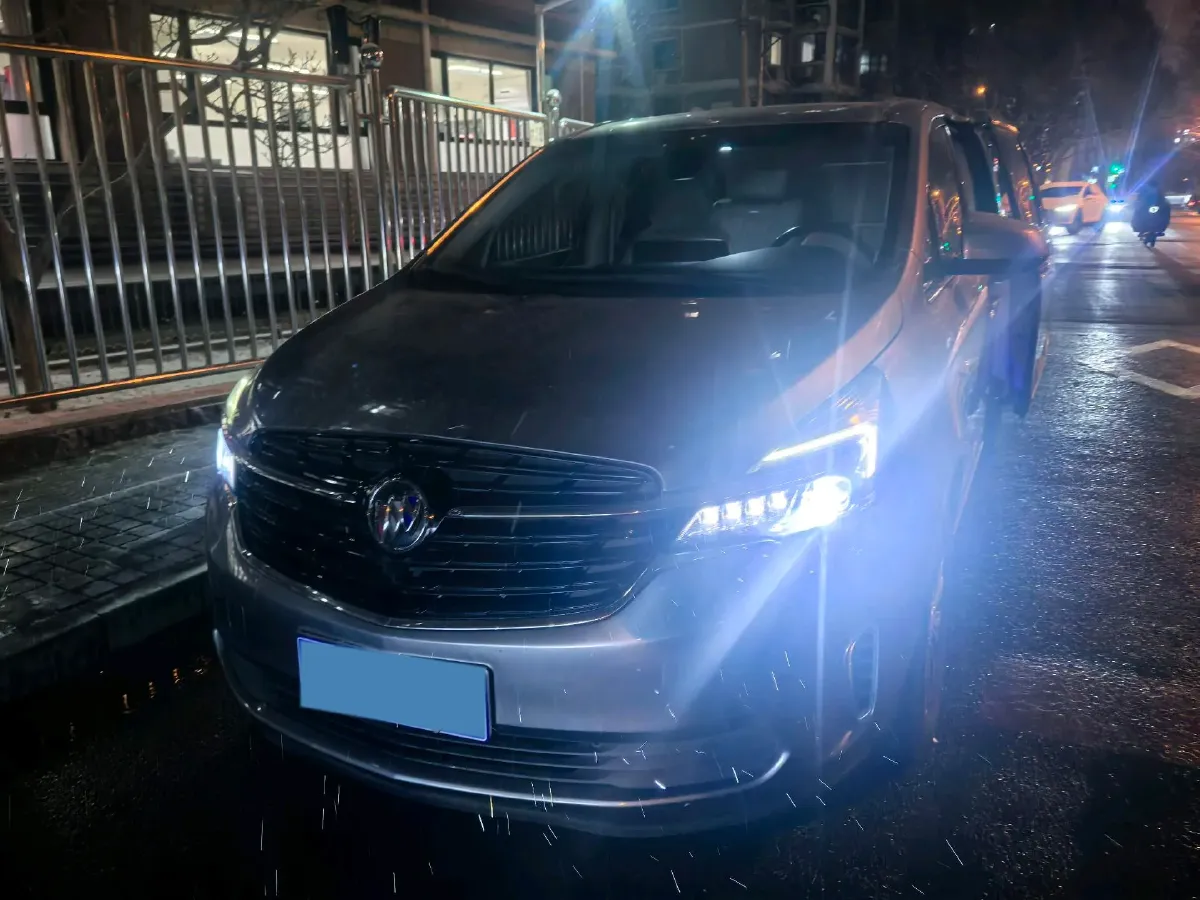 2021 Buick GL8 2.0T 237HP L4 9AT,autocango,china used car exporter,china ev exporter,chinese used car exporter,chinese used ev exporter