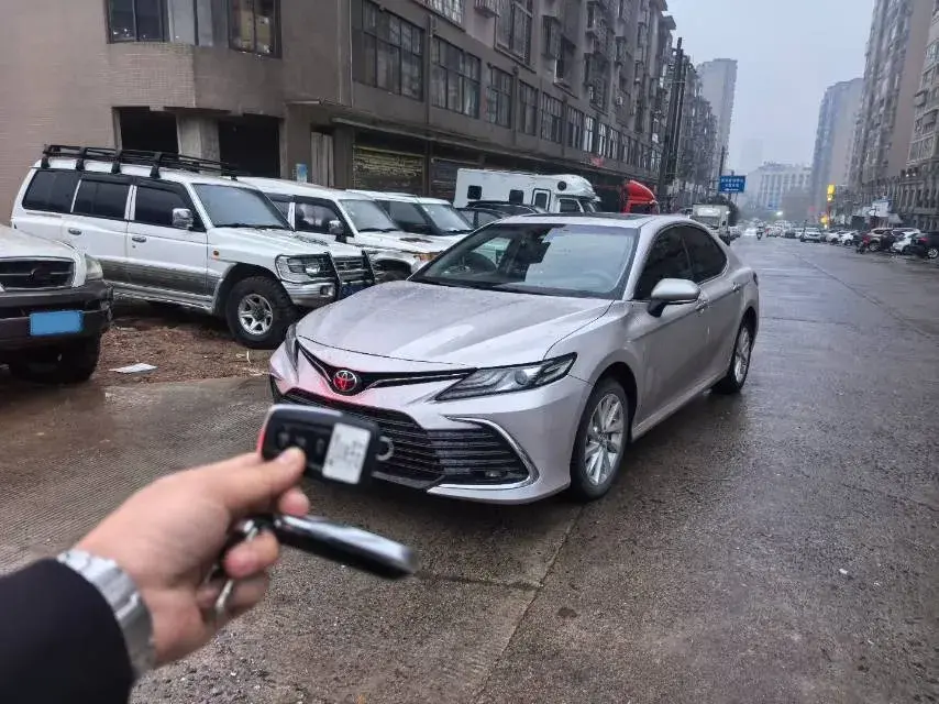2021 Toyota Camry 2.0L 178HP L4 CVT