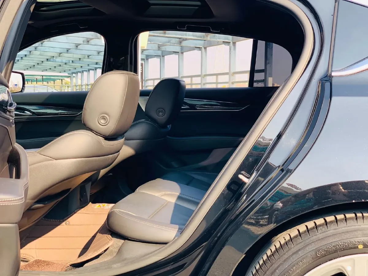 2021 Cadillac CT5 2.0T 237HP L4 10AT,autocango,china used car exporter,china ev exporter,chinese used car exporter,chinese used ev exporter