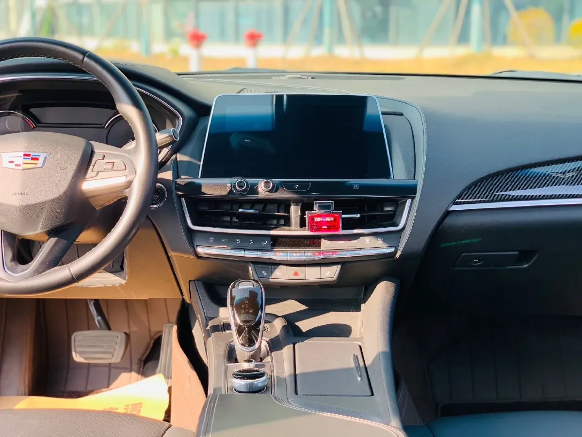 2021 Cadillac CT5 2.0T 237HP L4 10AT,autocango,china used car exporter,china ev exporter,chinese used car exporter,chinese used ev exporter