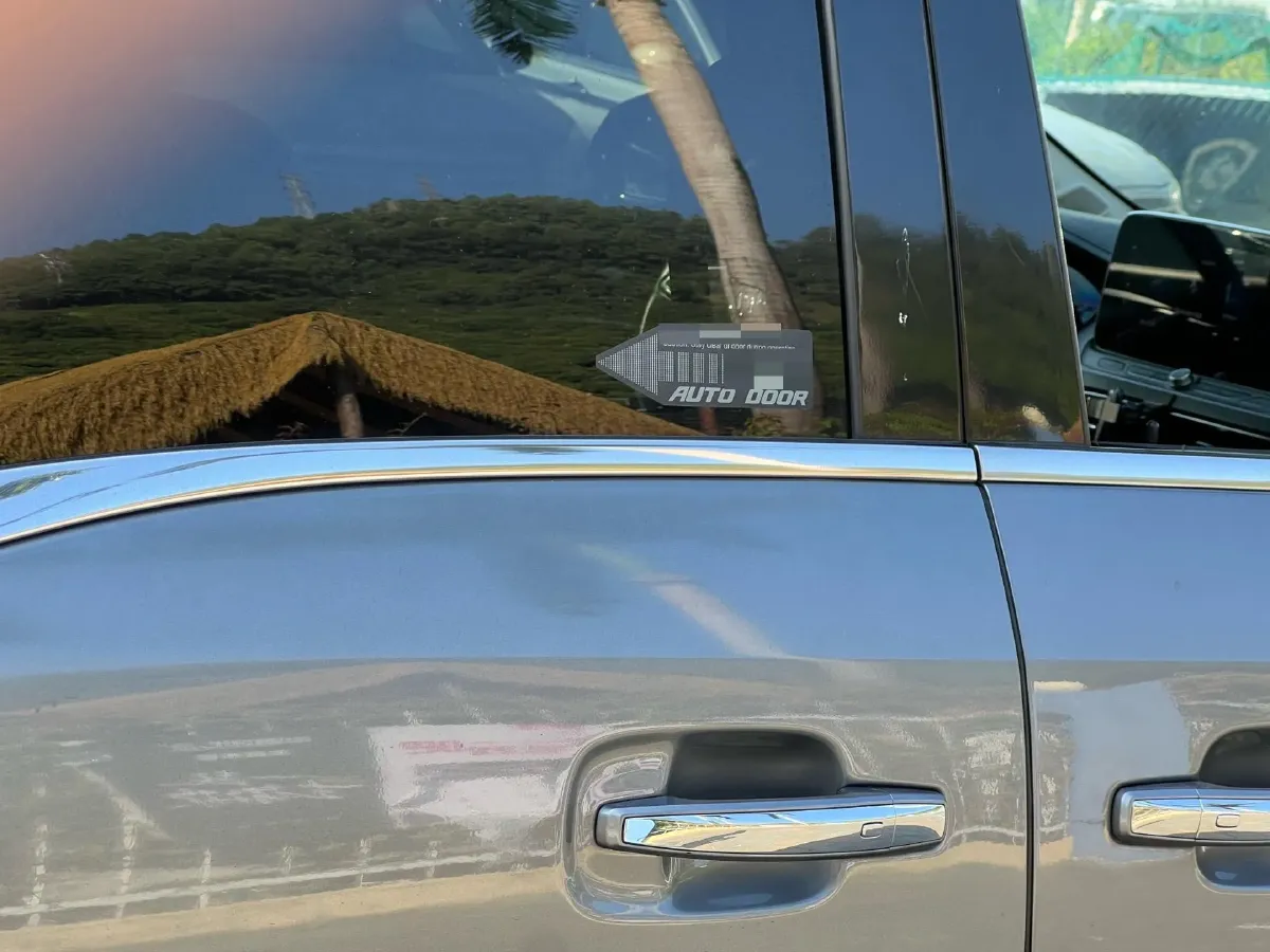 2021 Buick GL8 2.0T 237HP L4 9AT,autocango,china used car exporter,china ev exporter,chinese used car exporter,chinese used ev exporter