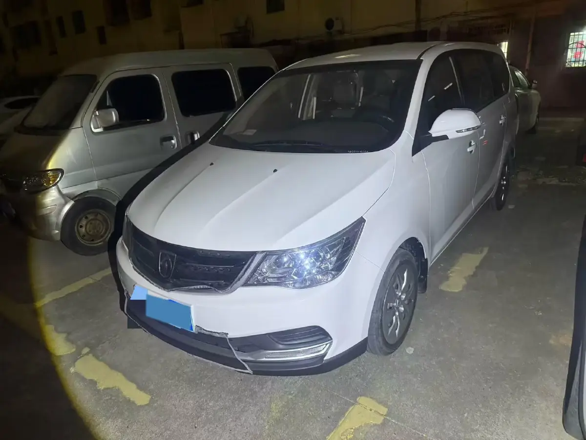 2019 BaoJun 730 1.5L 105HP L4 6MT