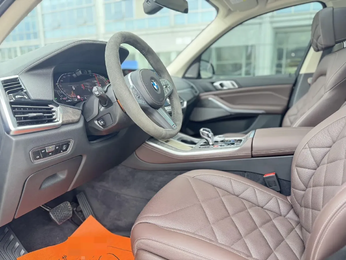 2022 BMW X5 2.0T 245HP L4 8AT,autocango,china used car exporter,china ev exporter,chinese used car exporter,chinese used ev exporter