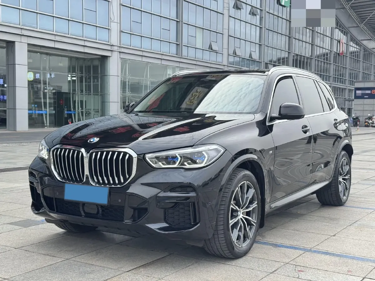 2022 BMW X5 2.0T 245HP L4 8AT,autocango,china used car exporter,china ev exporter,chinese used car exporter,chinese used ev exporter