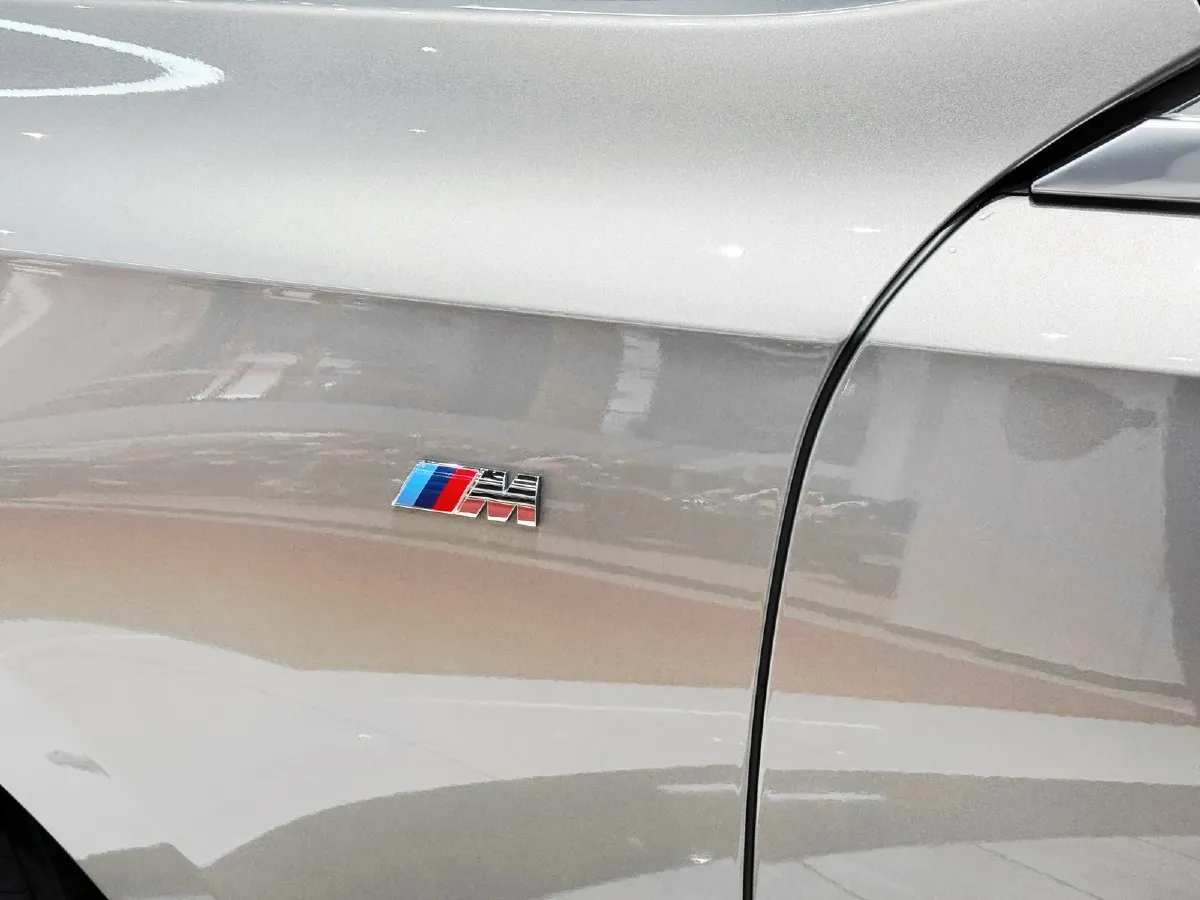 2023 BMW 7 Series 3.0T 381HP L6 8AT,autocango,china used car exporter,china ev exporter,chinese used car exporter,chinese used ev exporter